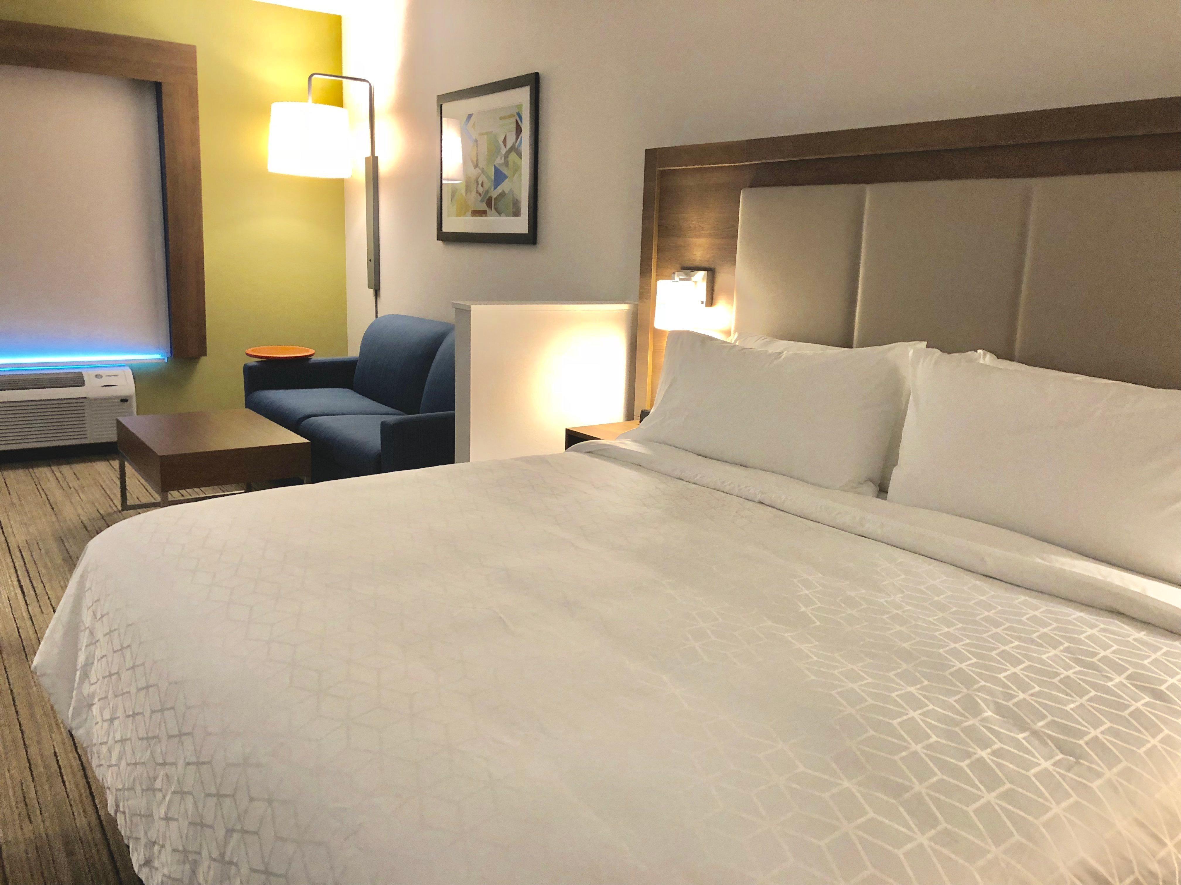 Holiday Inn Express & Suites Raleigh Airport - Brier Creek By Ihg Экстерьер фото